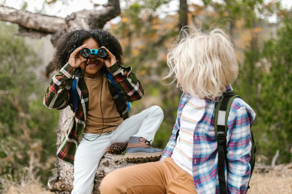 Jumelles enfants : offrez-leur une aventure captivante !