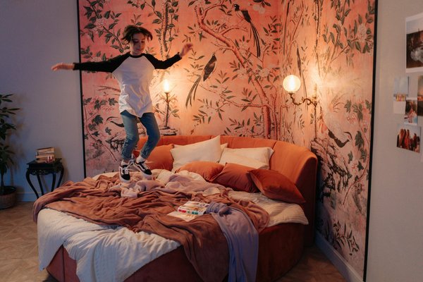 Luminaires enfant : créez une ambiance magique et sécurisée